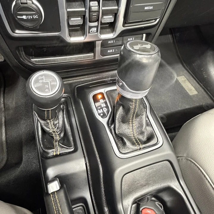 2021 Jeep JL Wrangler - Image 14 of 20
