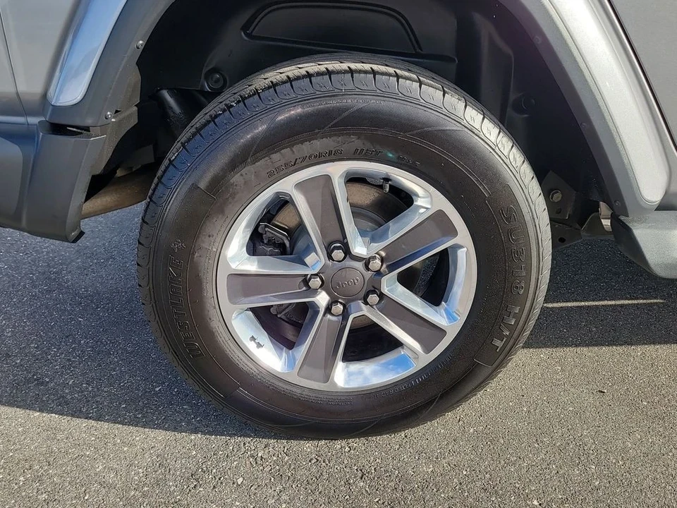 2021 Jeep JL Wrangler - Image 5 of 12