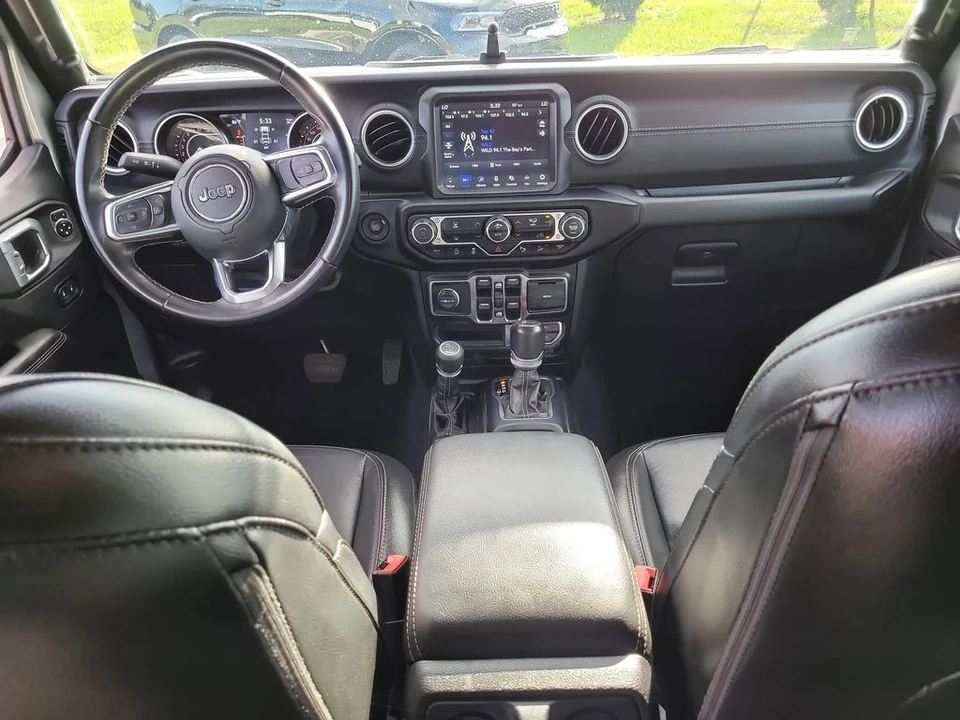 2021 Jeep JL Wrangler - Image 11 of 12