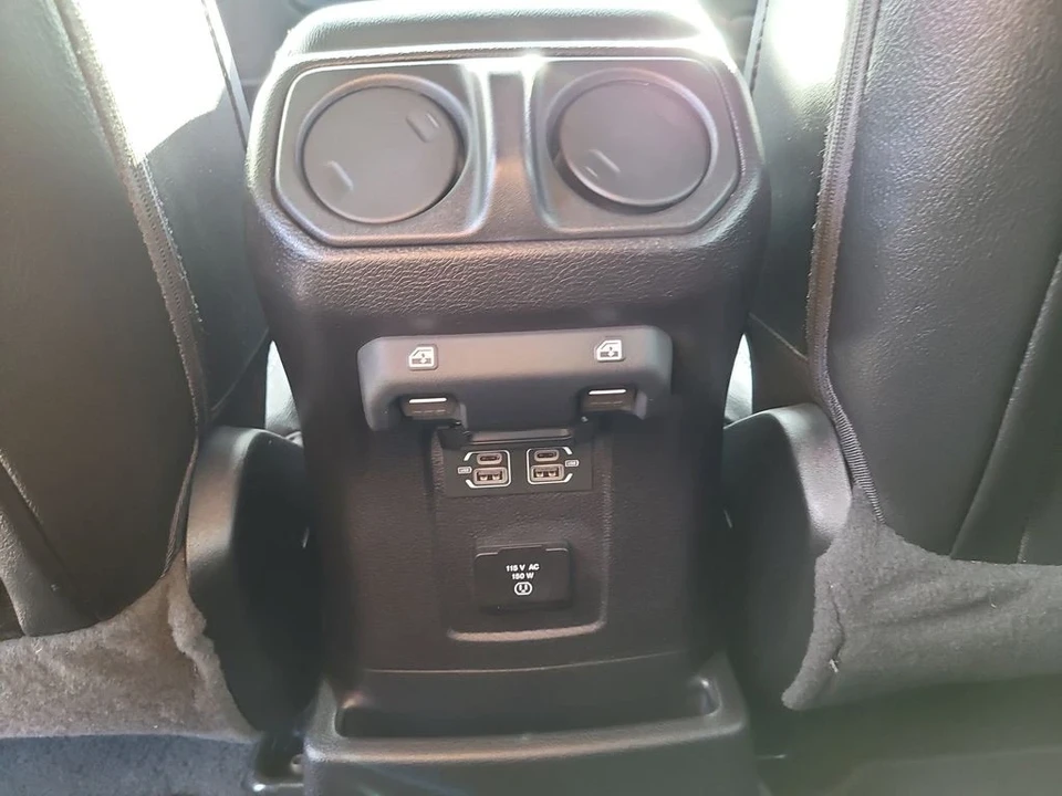 2021 Jeep JL Wrangler - Image 12 of 12
