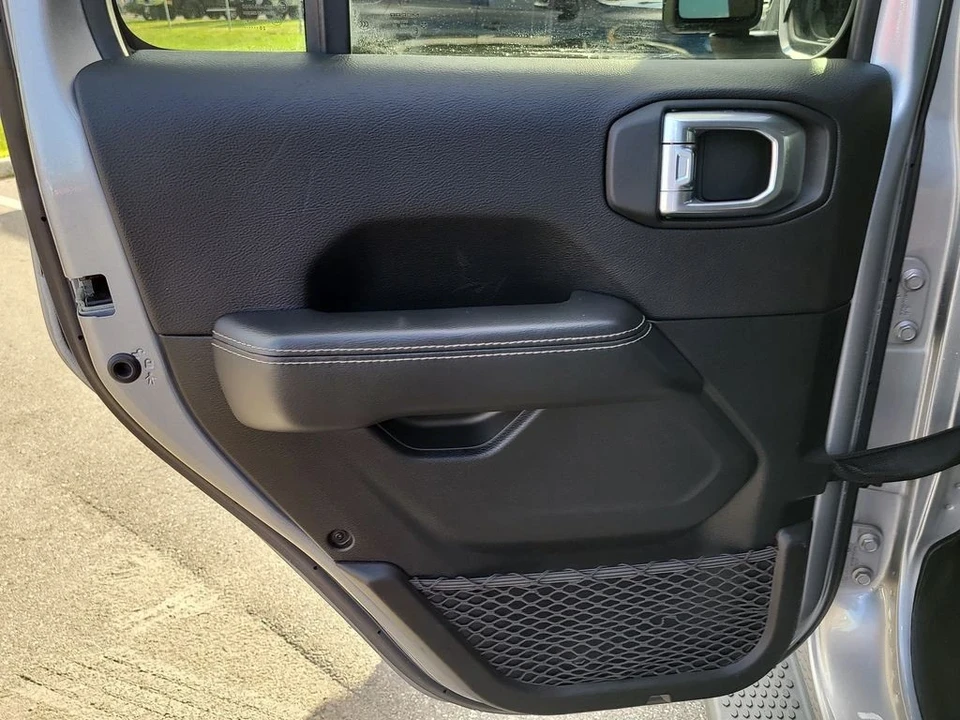 2021 Jeep JL Wrangler - Image 8 of 12