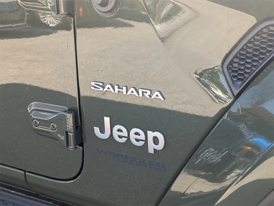 2021 Jeep JL Wrangler - Image 10 of 21