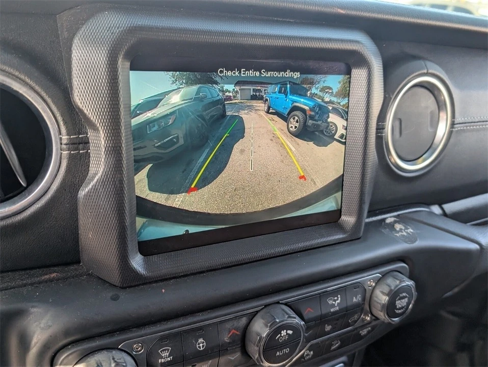 2021 Jeep JL Wrangler - Image 20 of 21