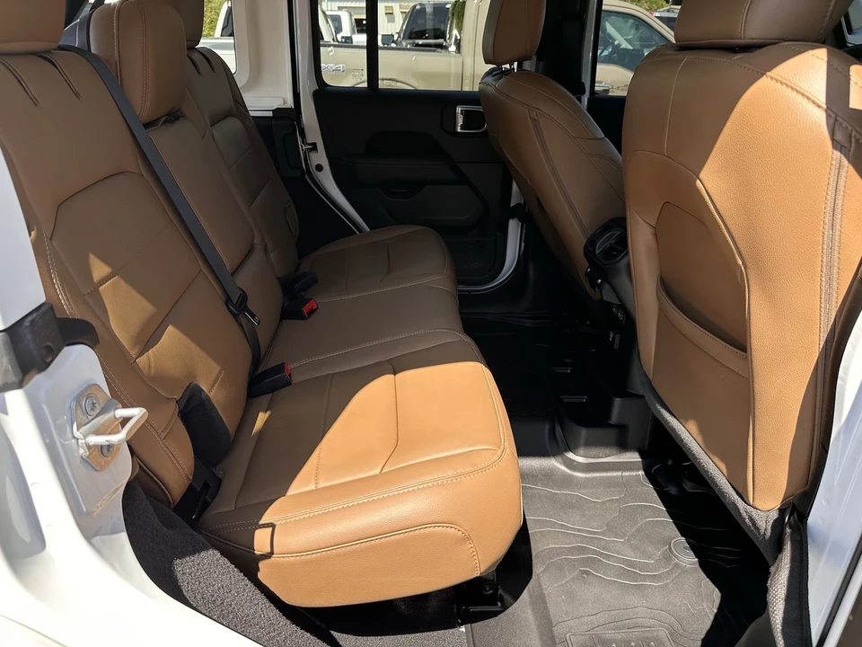 2021 Jeep JL Wrangler - Image 16 of 21