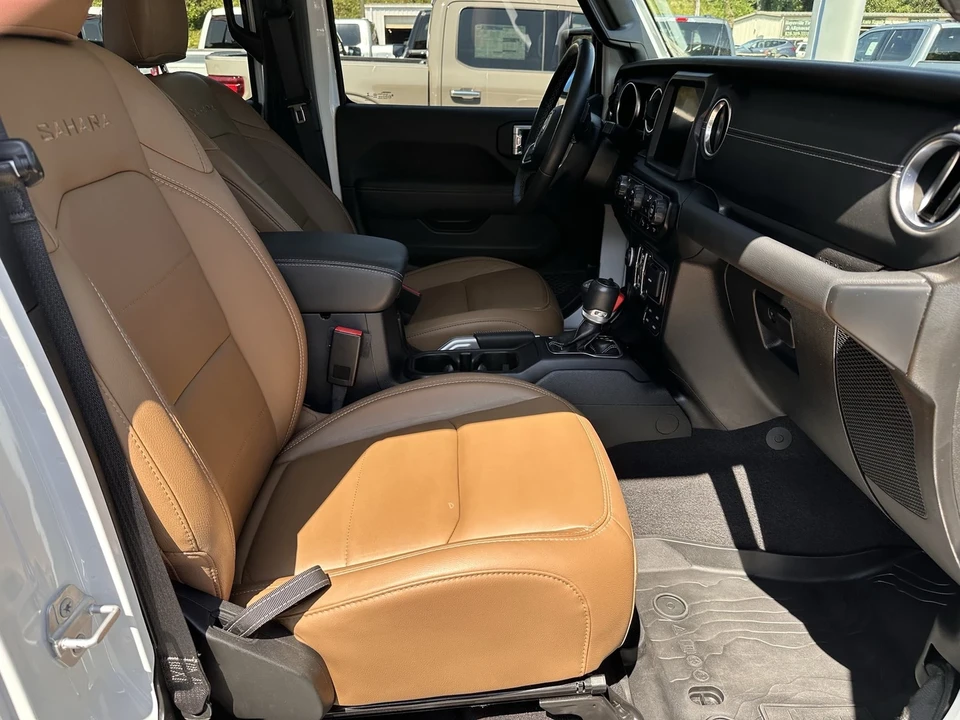 2021 Jeep JL Wrangler - Image 14 of 21