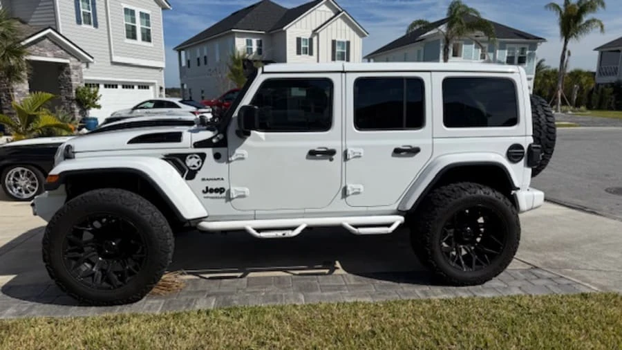 2021 Jeep JL Wrangler - Image 6 of 7