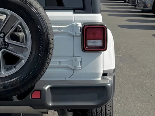 2021 Jeep JL Wrangler - Image 8 of 12