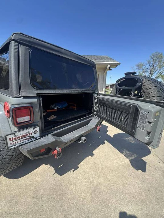 2021 Jeep JL Wrangler - Image 6 of 7