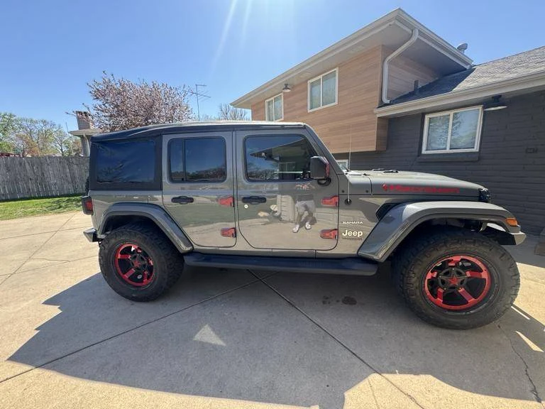 2021 Jeep JL Wrangler - Image 5 of 7