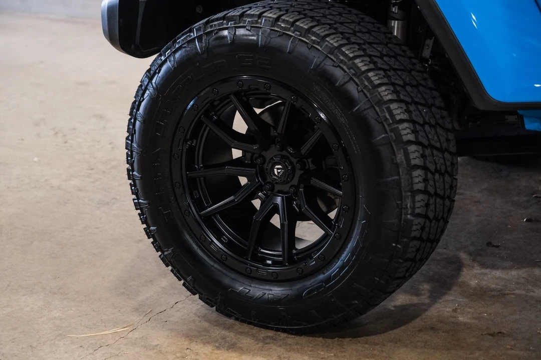 2021 Jeep JL Wrangler - Image 11 of 12