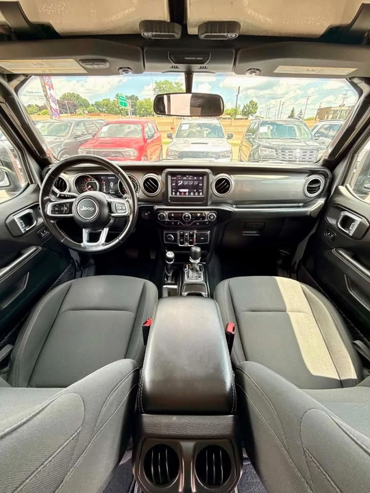2021 Jeep JL Wrangler - Image 13 of 20