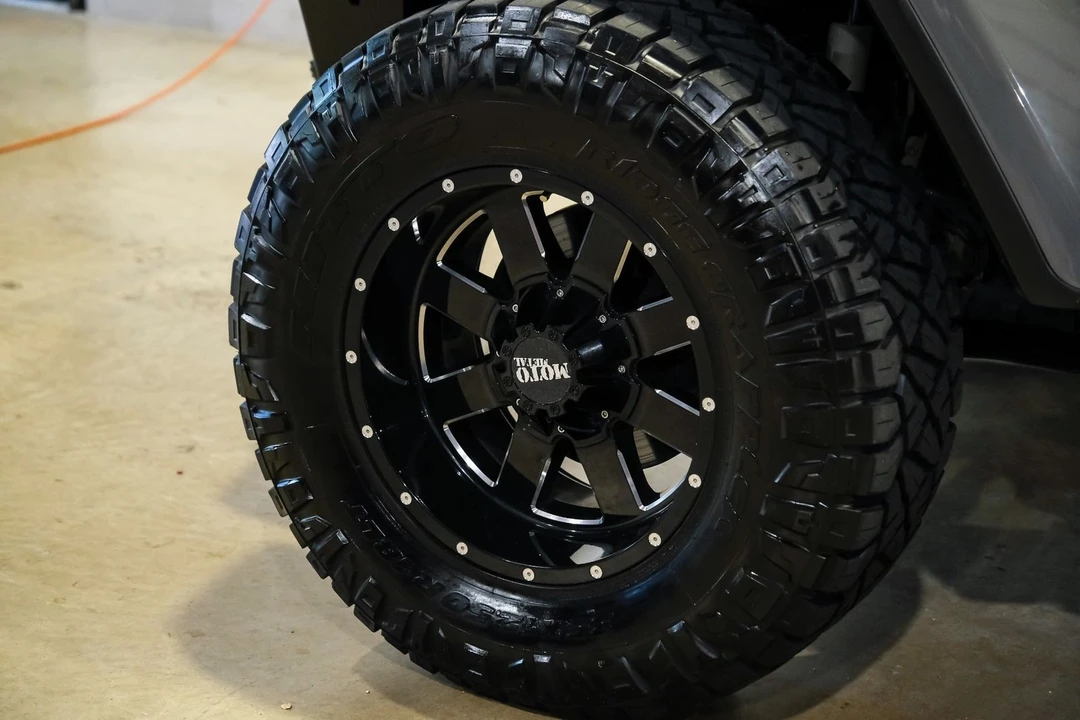 2021 Jeep JL Wrangler - Image 9 of 12