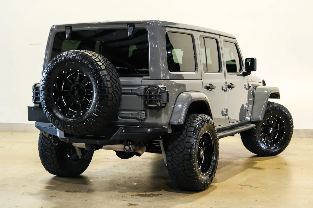 2021 Jeep JL Wrangler - Image 5 of 12