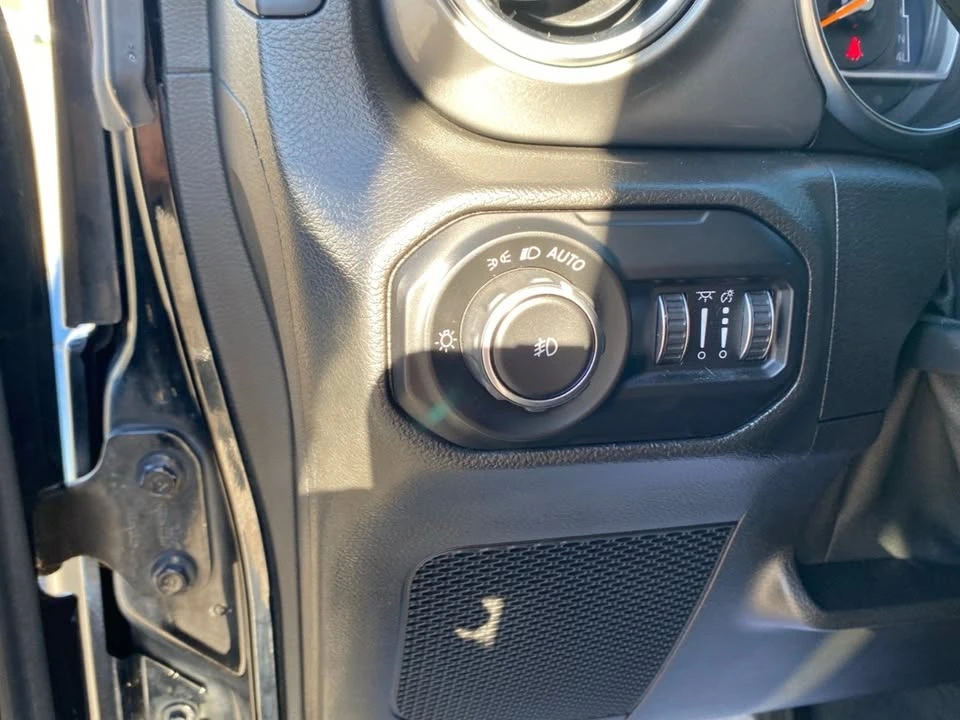 2021 Jeep JL Wrangler - Image 12 of 20