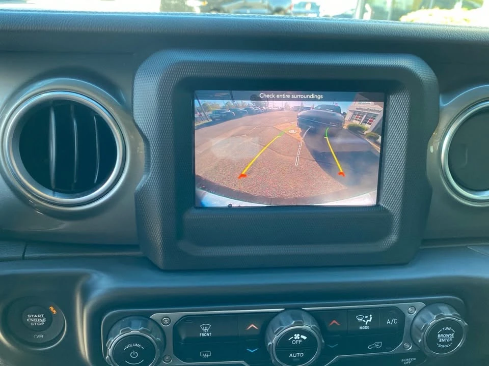 2021 Jeep JL Wrangler - Image 16 of 20