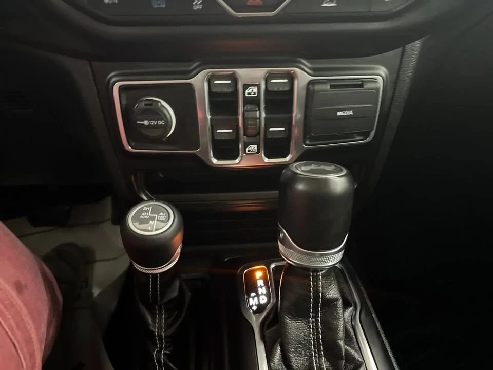 2021 Jeep JL Wrangler - Image 18 of 20