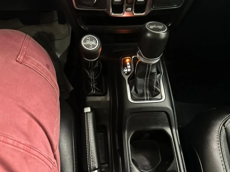 2021 Jeep JL Wrangler - Image 19 of 20