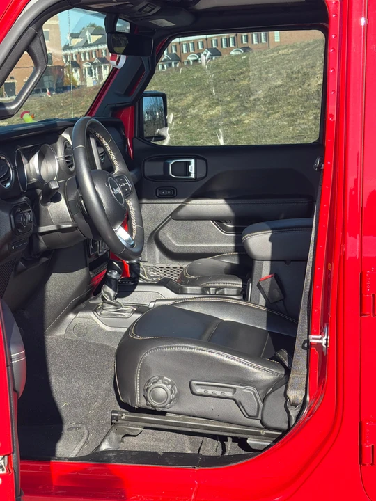 2021 Jeep JL Wrangler - Image 23 of 31