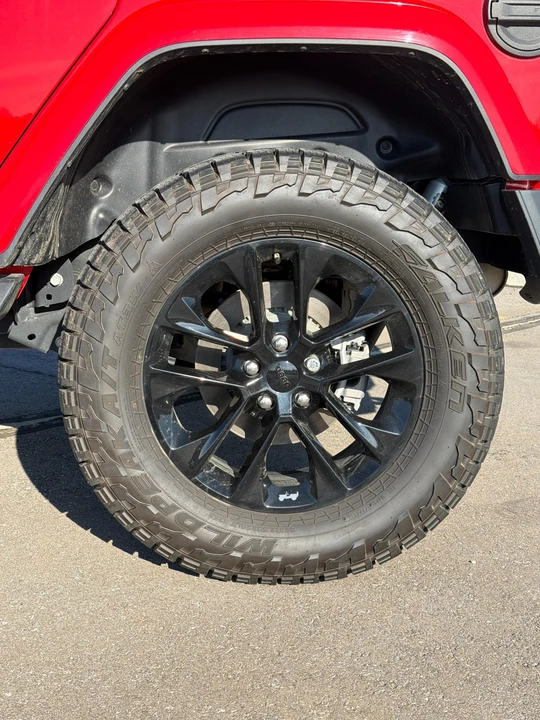 2021 Jeep JL Wrangler - Image 13 of 31