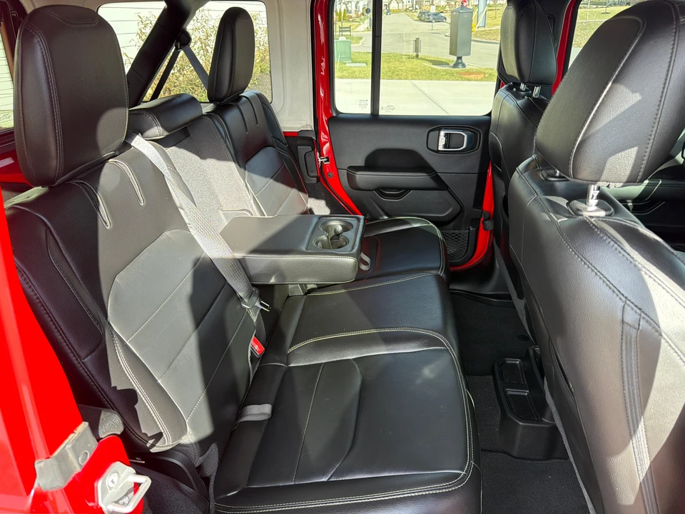 2021 Jeep JL Wrangler - Image 27 of 31