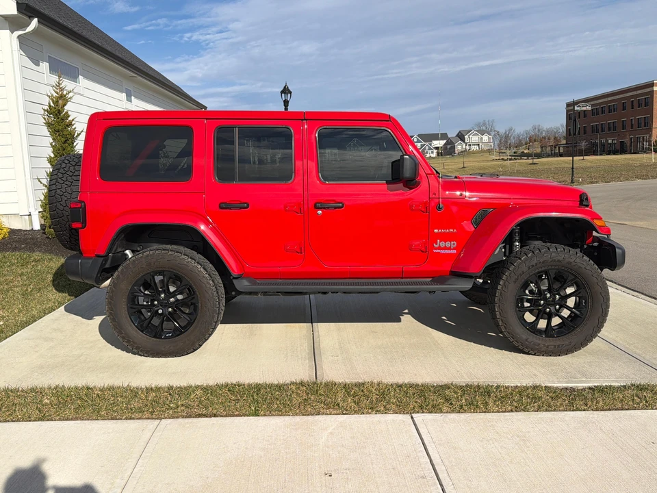 2021 Jeep JL Wrangler - Image 10 of 31