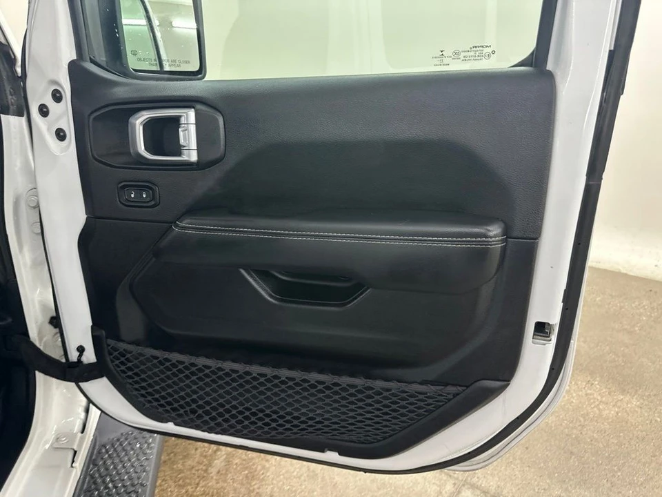 2021 Jeep JL Wrangler - Image 20 of 31