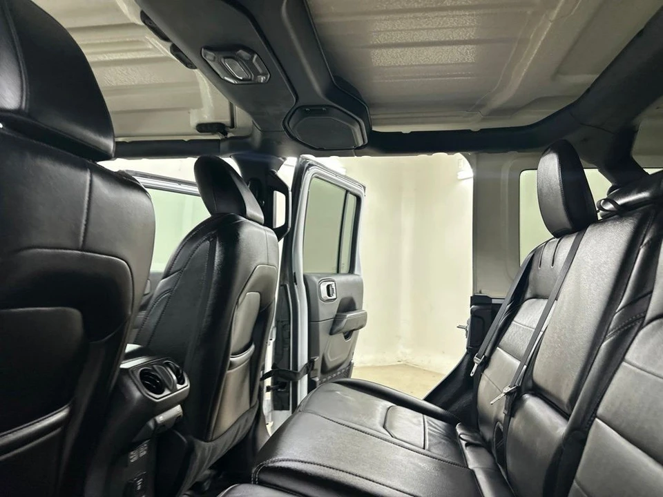 2021 Jeep JL Wrangler - Image 29 of 31