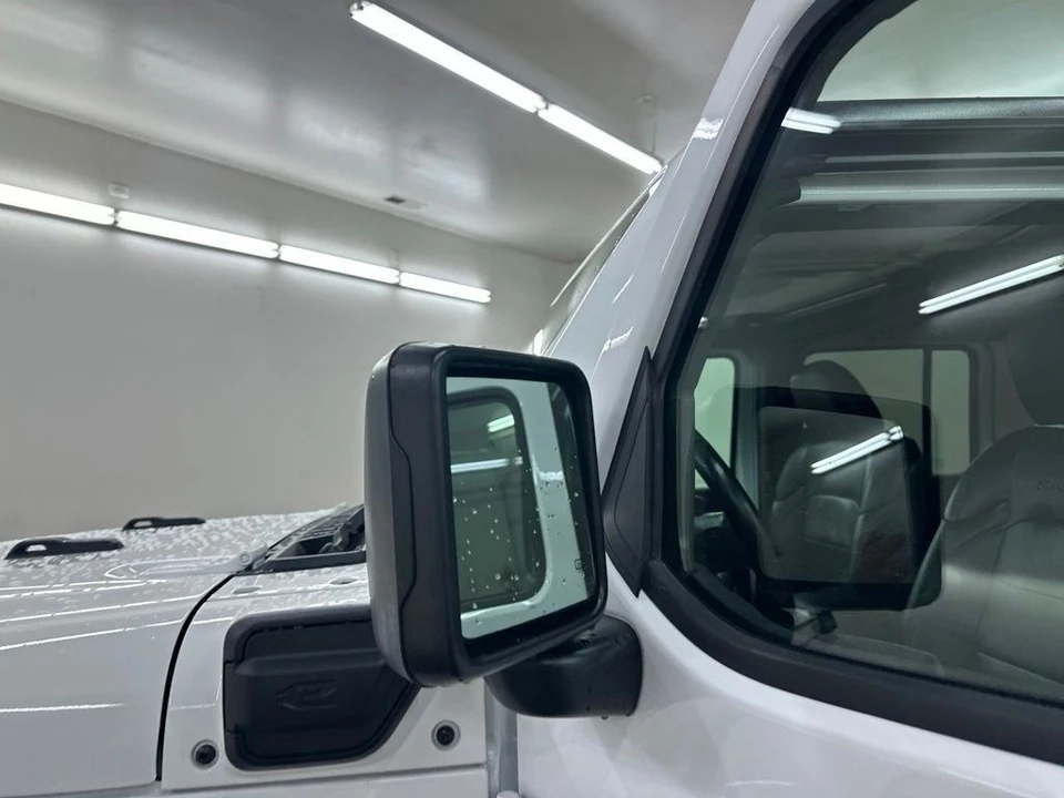2021 Jeep JL Wrangler - Image 18 of 31