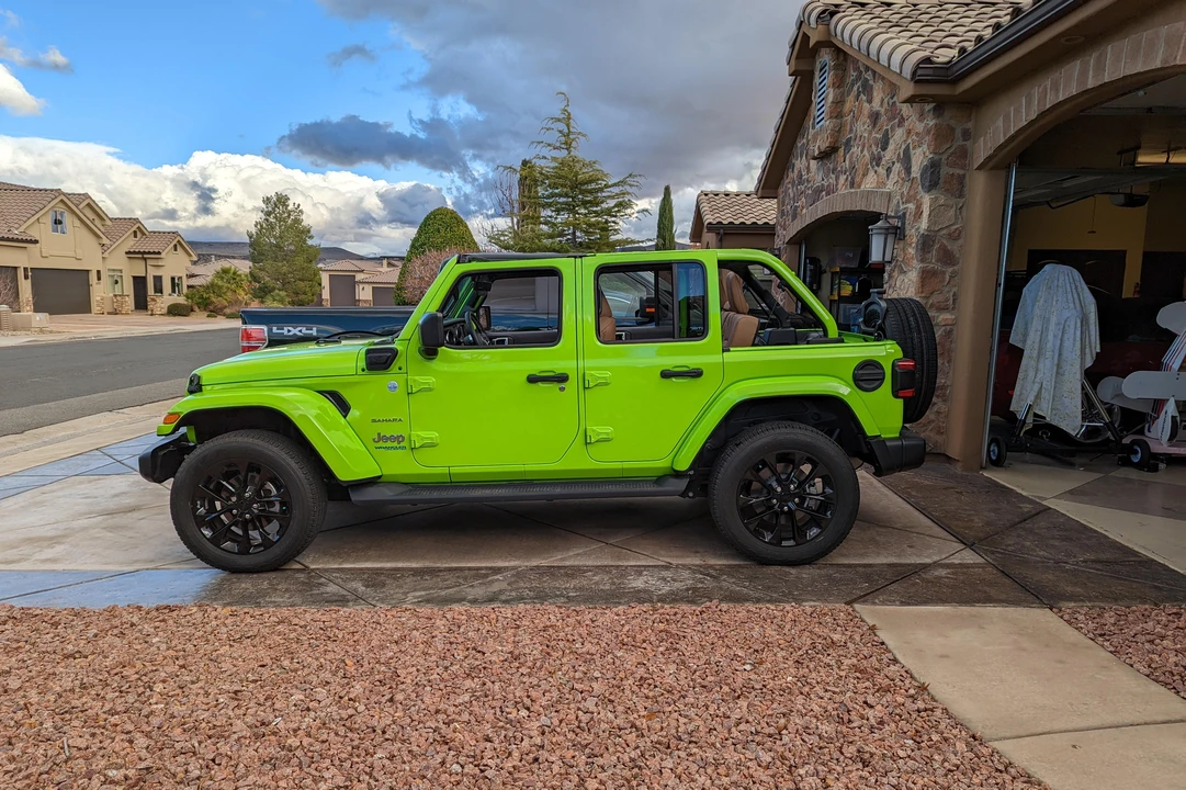 2021 Jeep JL Wrangler - Image 13 of 31