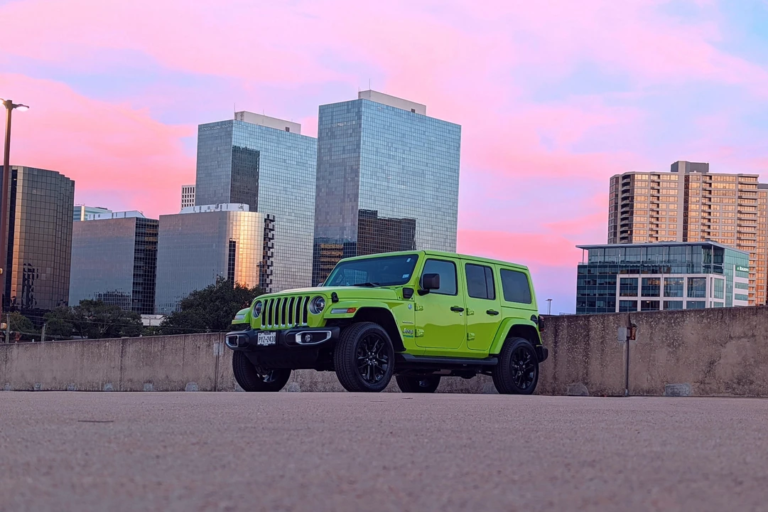 2021 Jeep JL Wrangler - Image 10 of 31