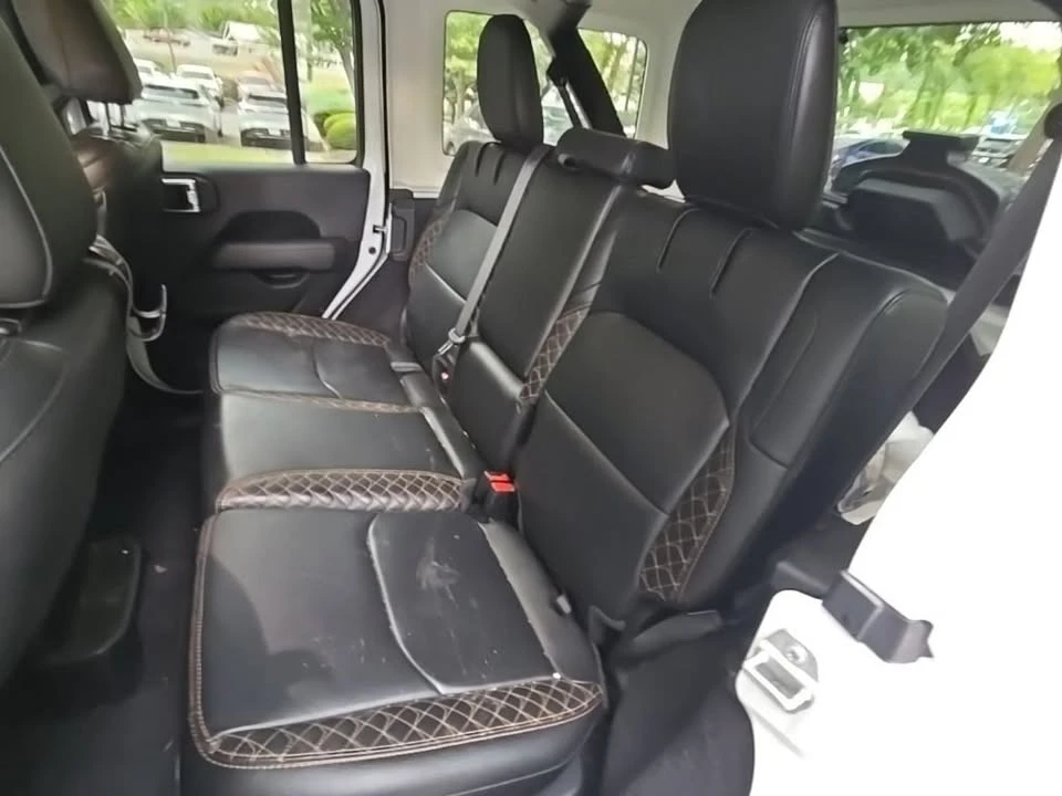 2021 Jeep JL Wrangler - Image 14 of 17