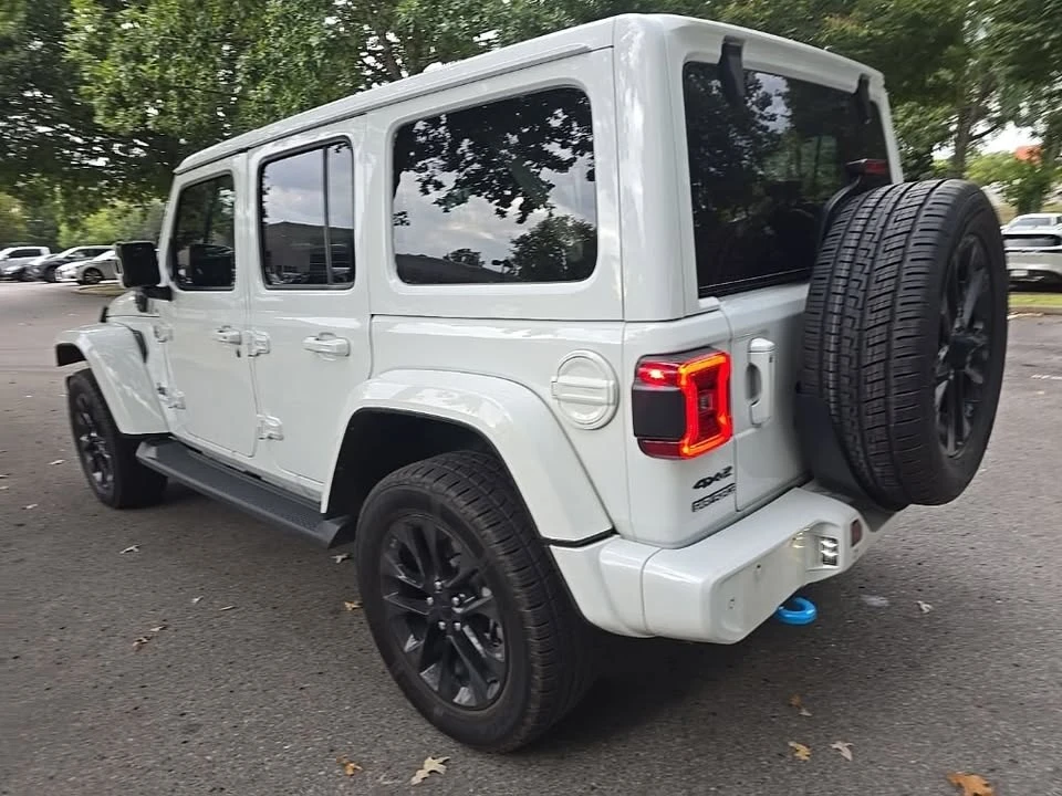 2021 Jeep JL Wrangler - Image 6 of 17