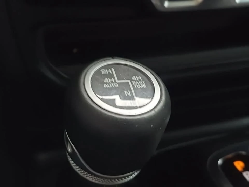 2021 Jeep JL Wrangler - Image 16 of 17