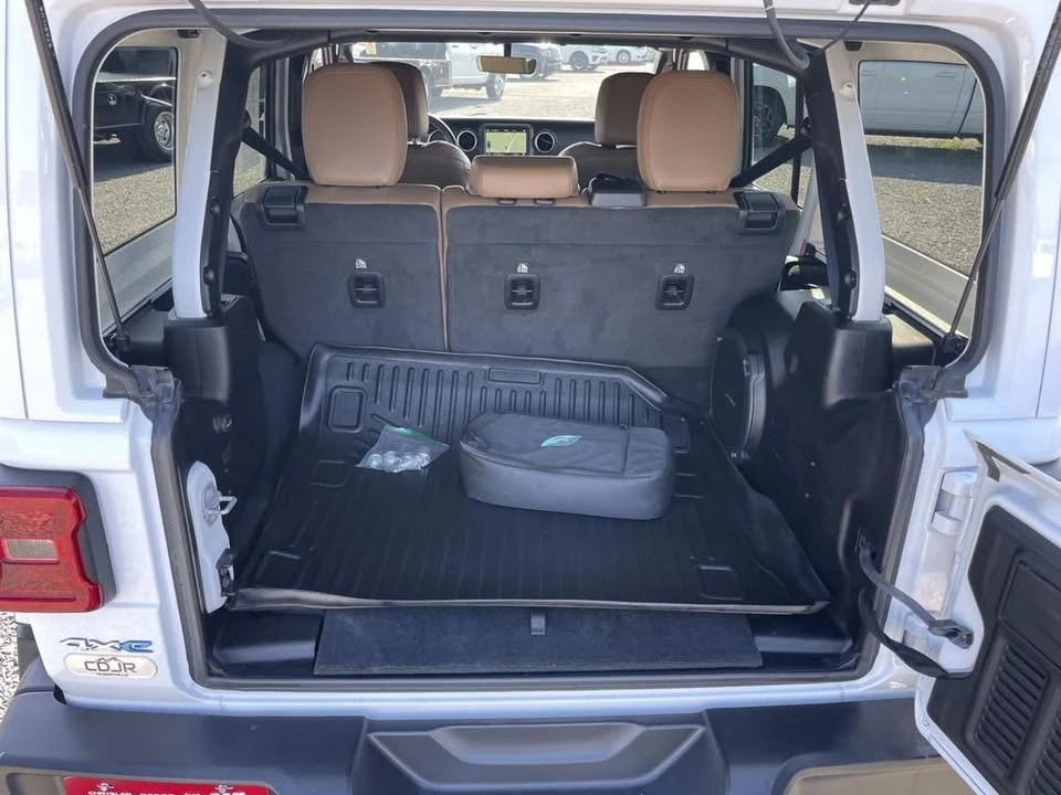 2021 Jeep JL Wrangler - Image 18 of 20