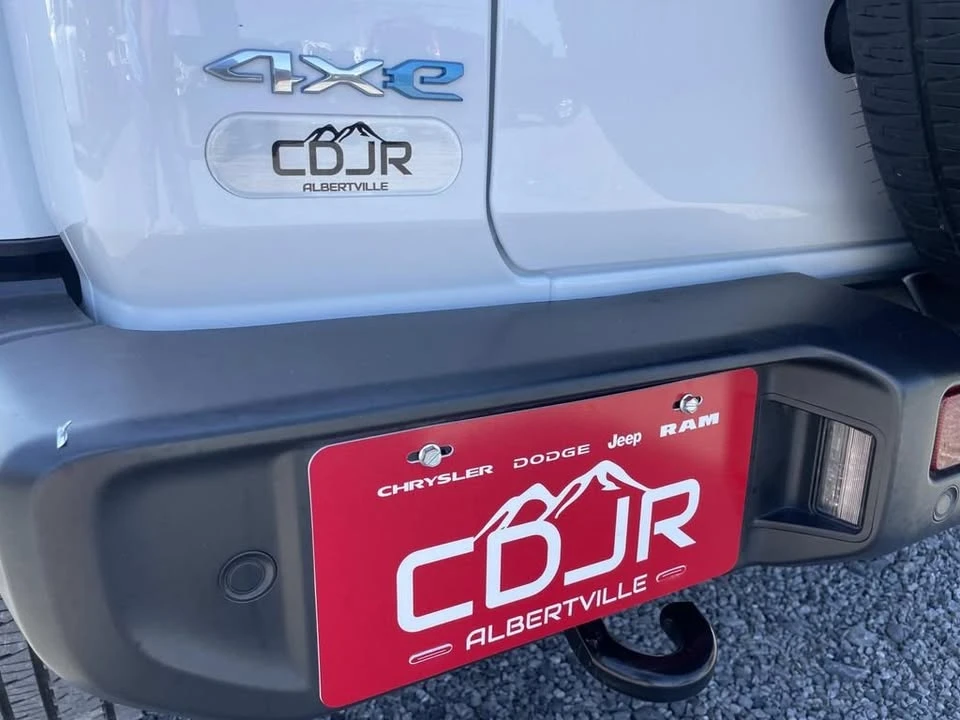 2021 Jeep JL Wrangler - Image 17 of 20