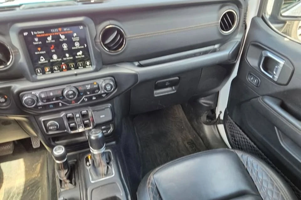 2021 Jeep JL Wrangler - Image 10 of 12