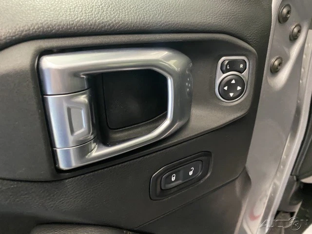 2021 Jeep JL Wrangler - Image 10 of 20