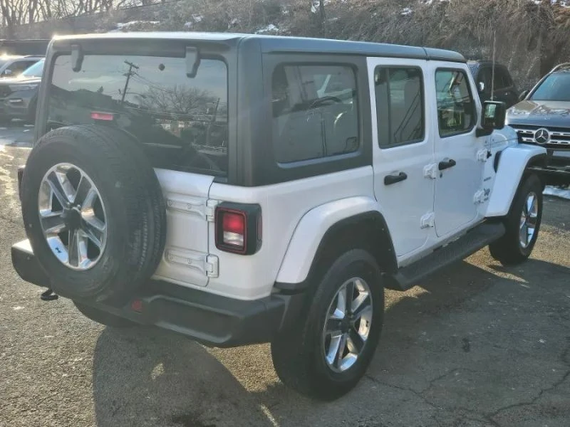 2021 Jeep JL Wrangler - Image 10 of 12