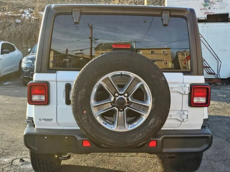 2021 Jeep JL Wrangler - Image 8 of 12