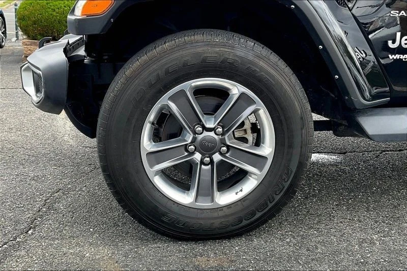 2021 Jeep JL Wrangler - Image 8 of 12