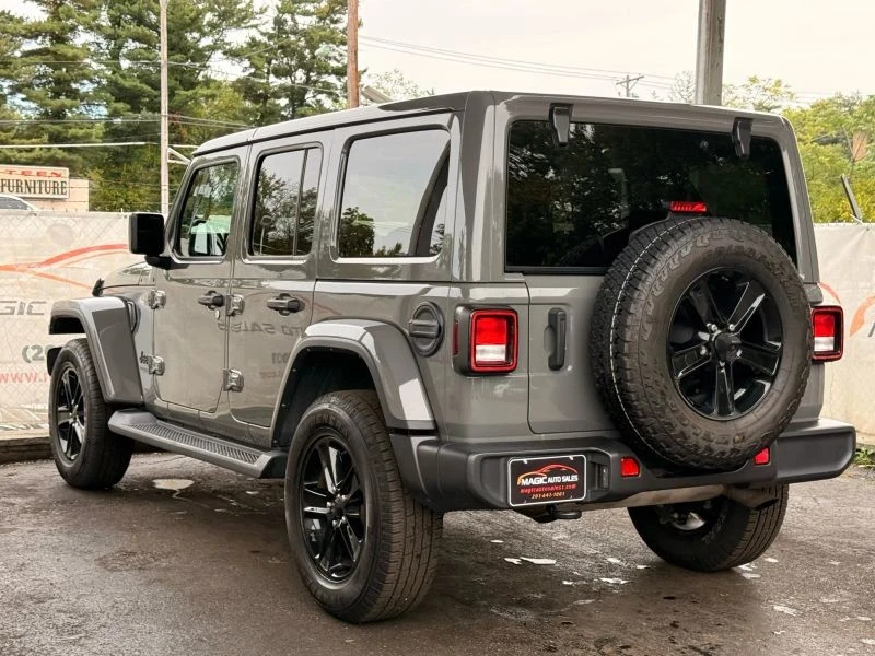 2021 Jeep JL Wrangler - Image 11 of 12