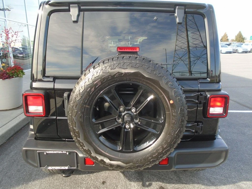 2021 Jeep JL Wrangler - Image 5 of 12