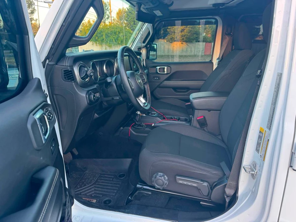 2021 Jeep JL Wrangler - Image 10 of 20