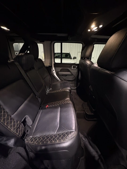 2021 Jeep JL Wrangler - Image 10 of 12