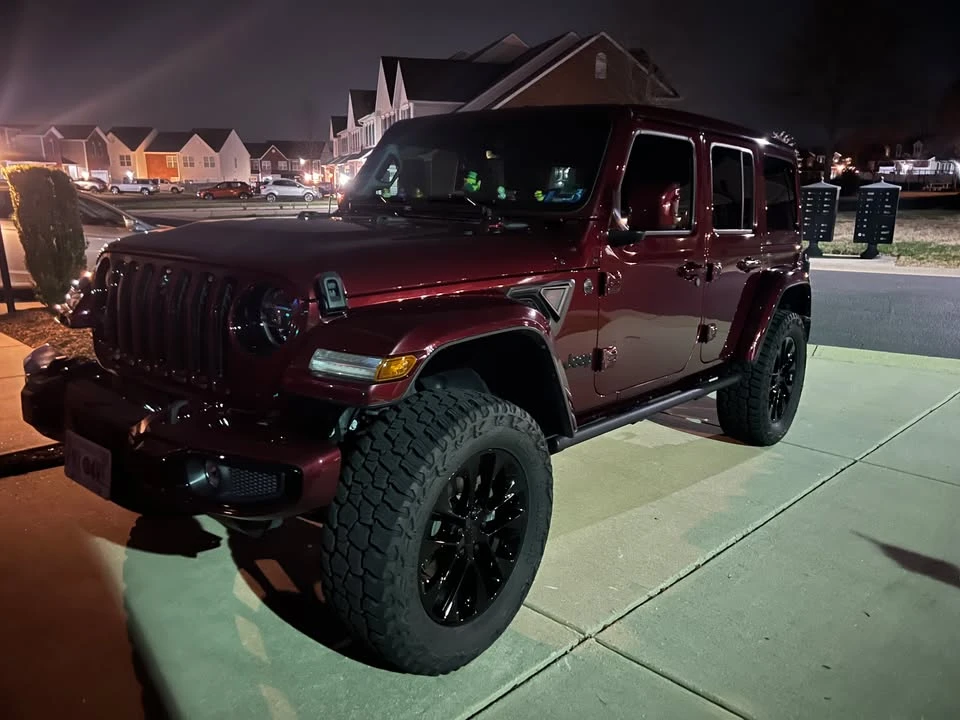 2021 Jeep JL Wrangler - Image 3 of 8