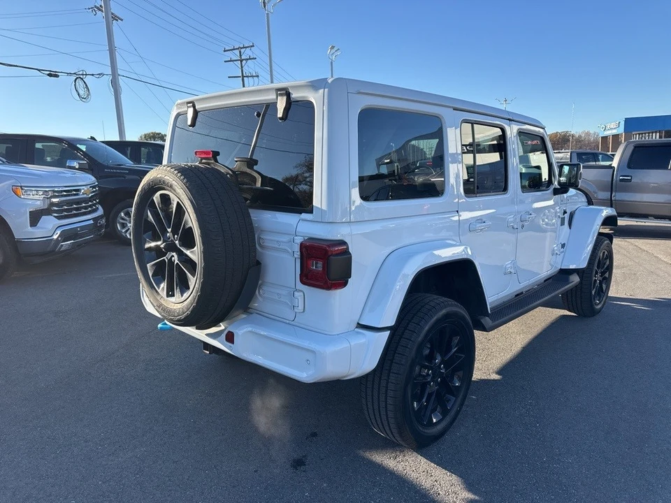 2021 Jeep JL Wrangler - Image 5 of 12