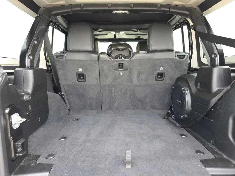 2021 Jeep JL Wrangler - Image 14 of 18
