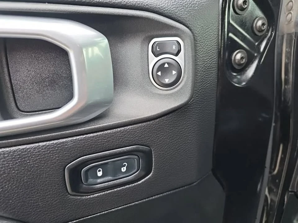 2021 Jeep JL Wrangler - Image 10 of 18
