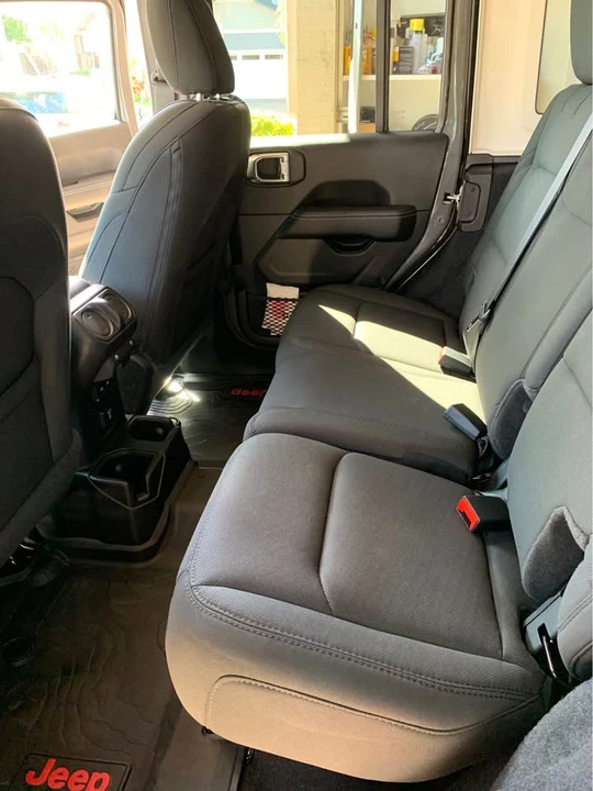 2021 Jeep JL Wrangler - Image 6 of 7