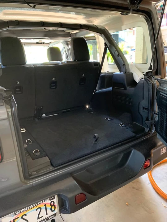 2021 Jeep JL Wrangler - Image 5 of 7